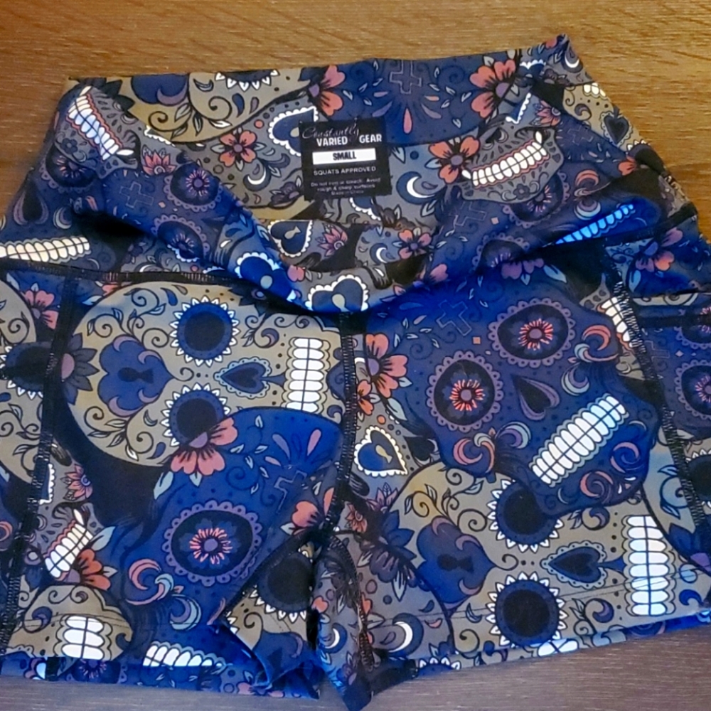 CVG Midnight Skull 2.5 Inch Shorts Size Small
